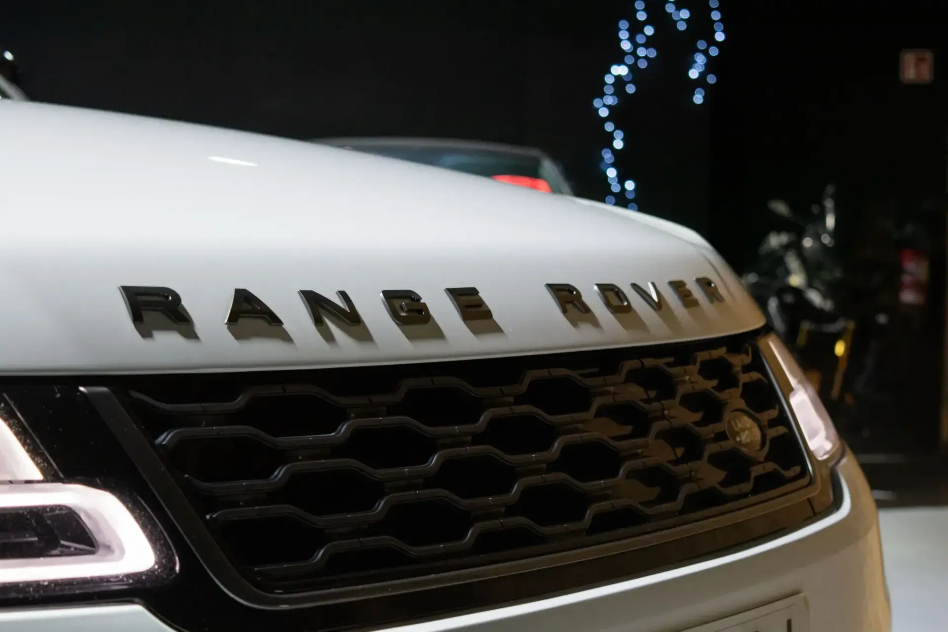 Land Rover Range Rover Sport P400e Hybrid HSE 55