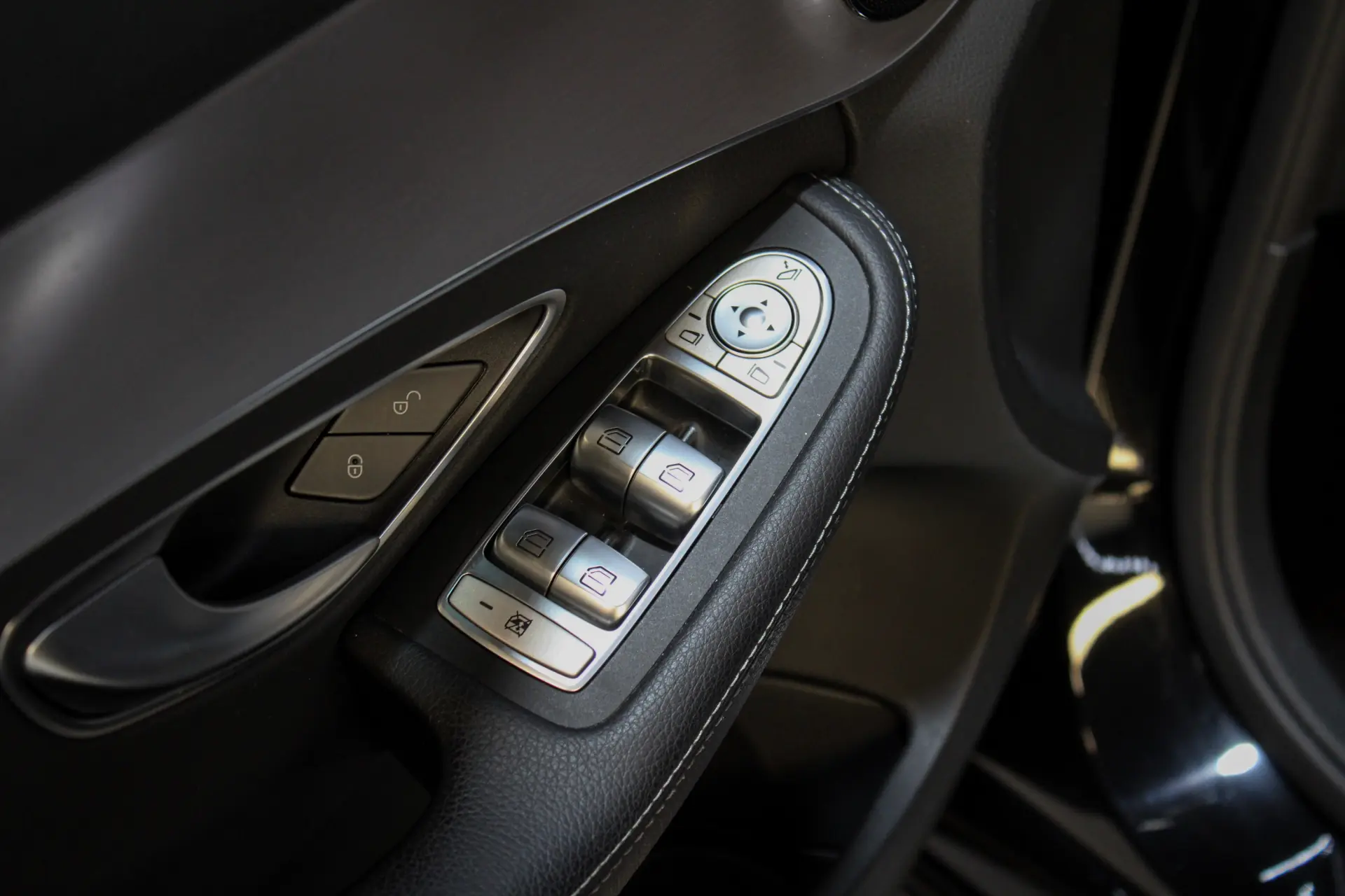 Mercedes-Benz C 300 de T 9G-TRONIC Exclusive 39