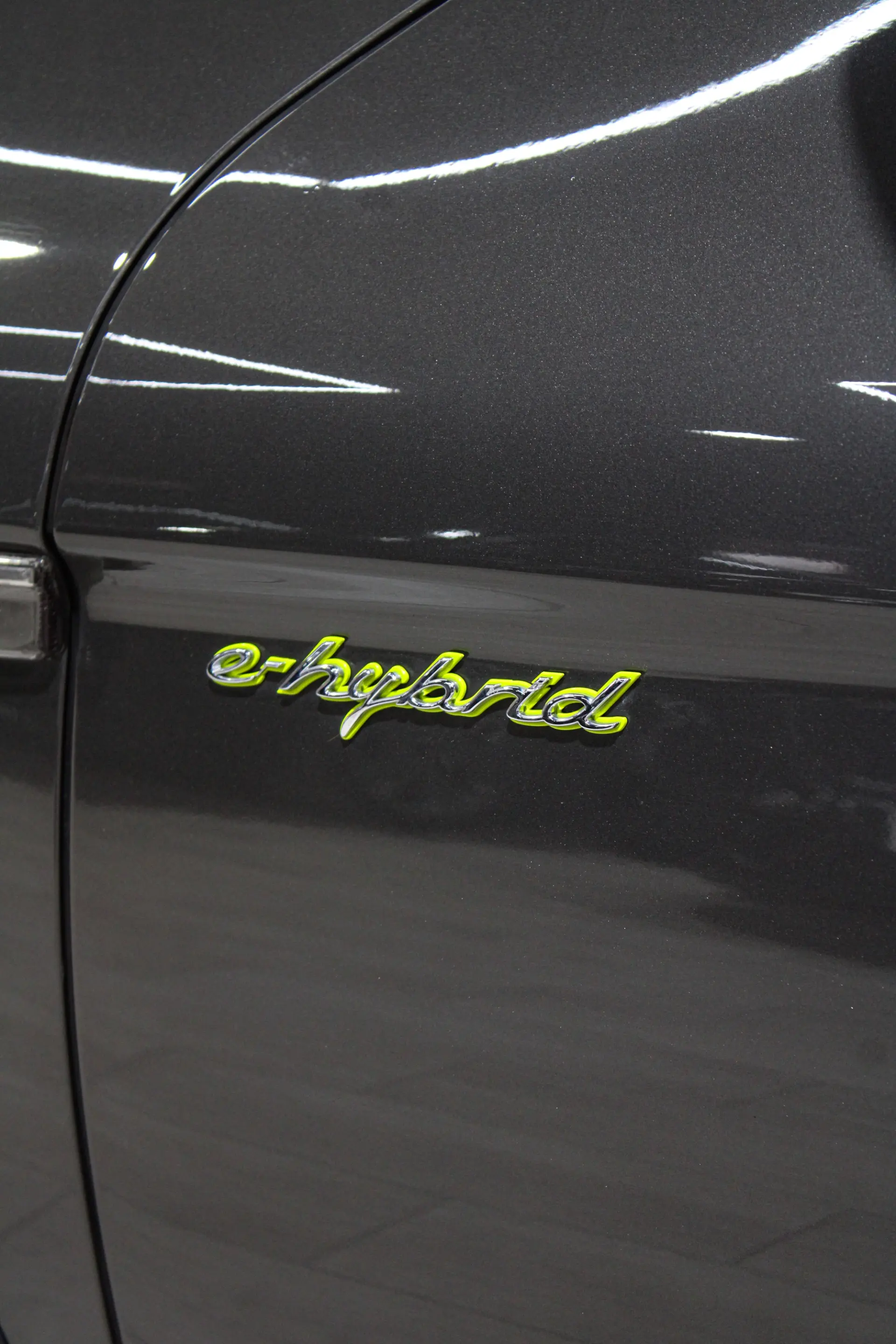 Porsche Panamera S Hybrid 24
