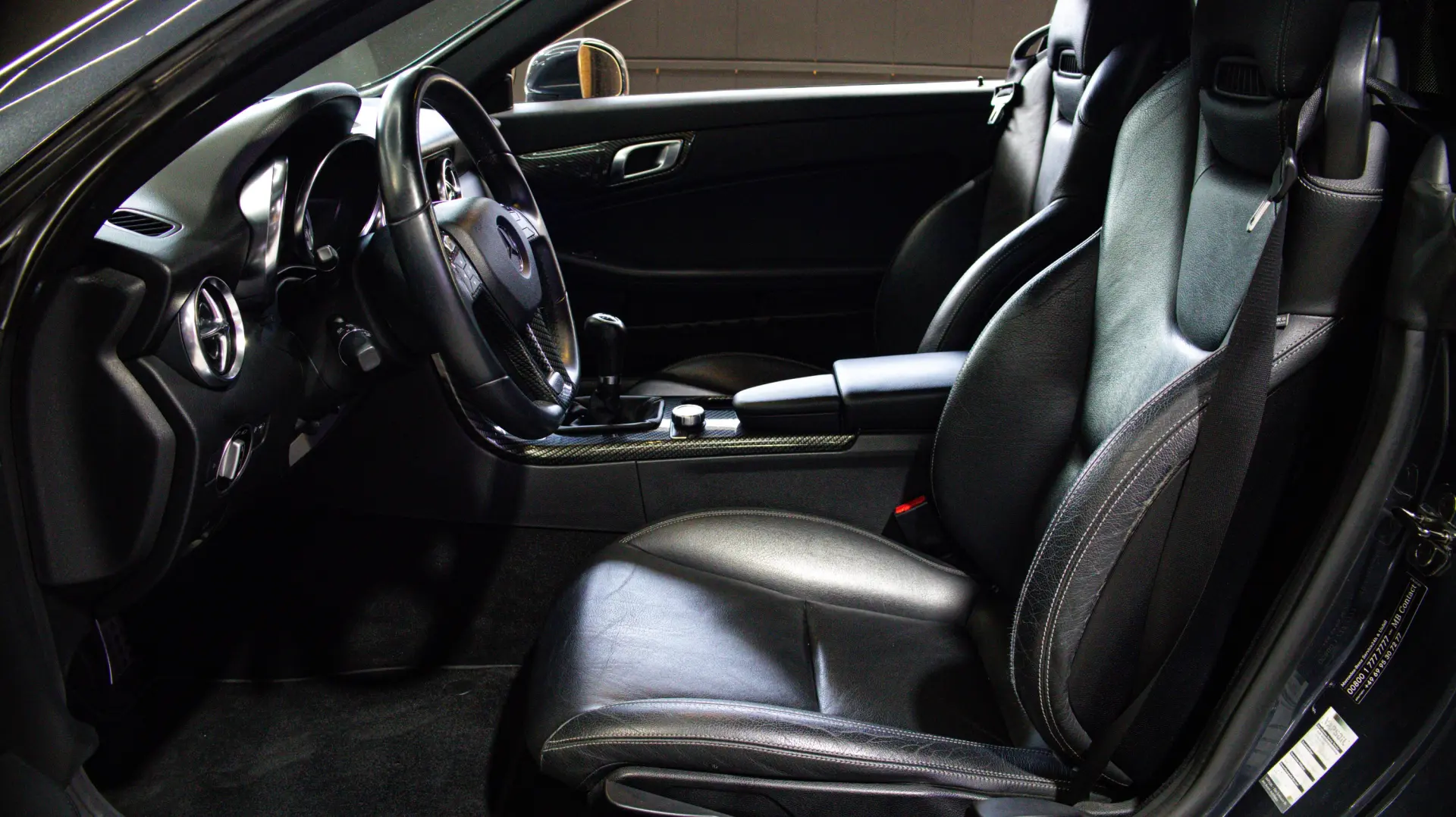 Mercedes-Benz SLK 200 Outro 20