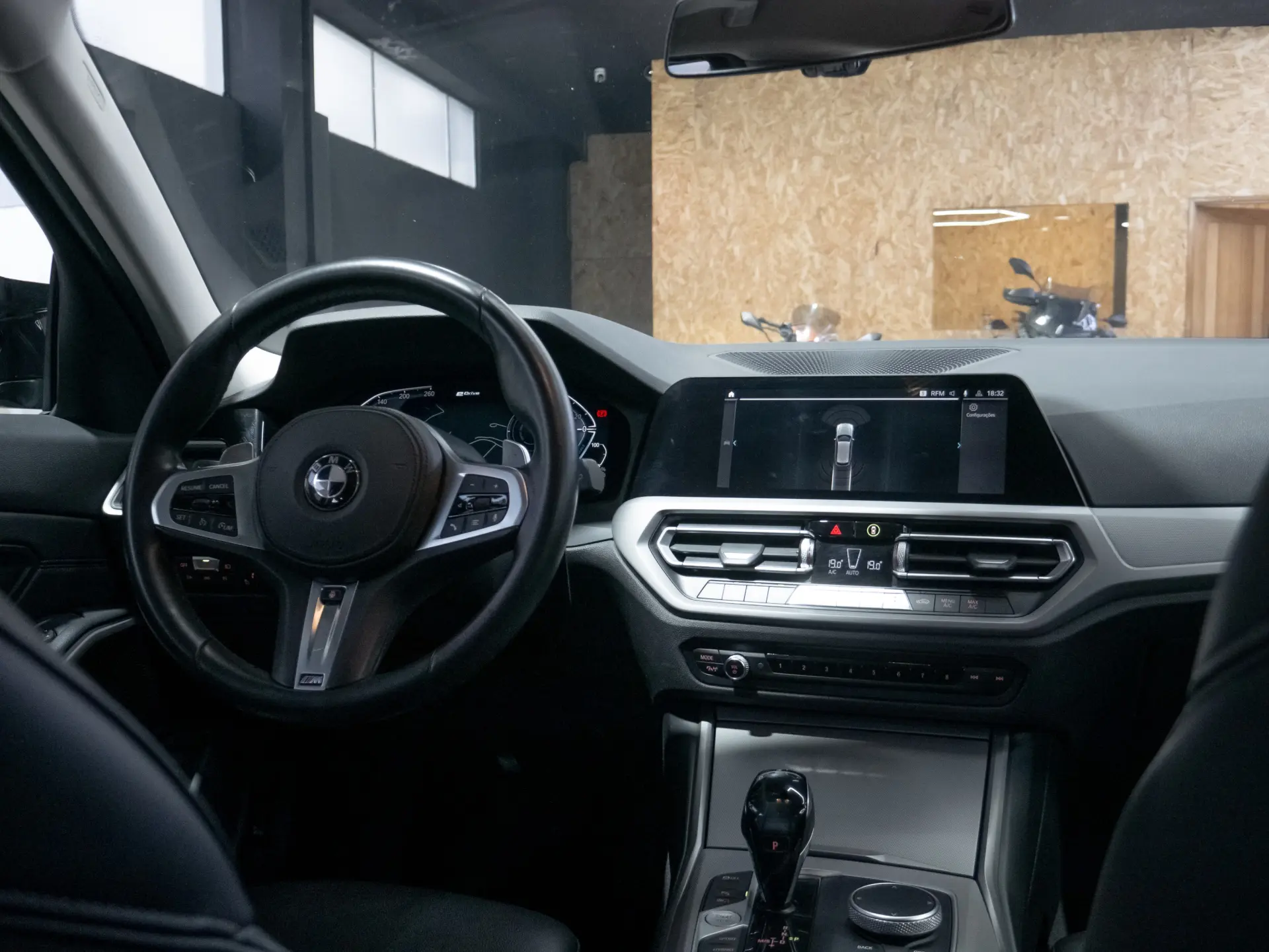 BMW 320 320e full look M3 31