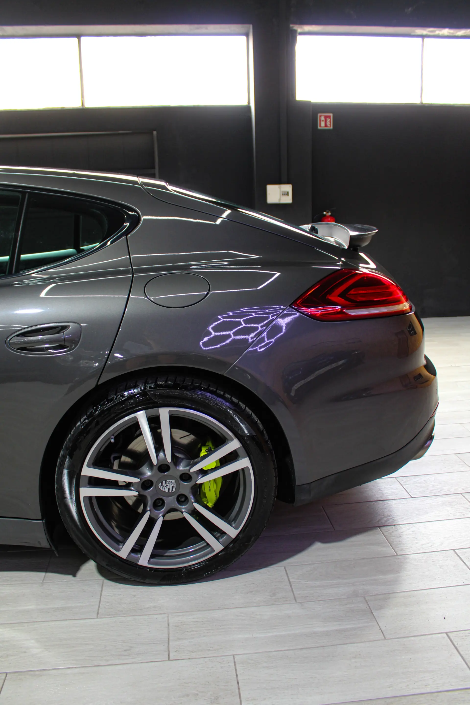 Porsche Panamera S Hybrid 14