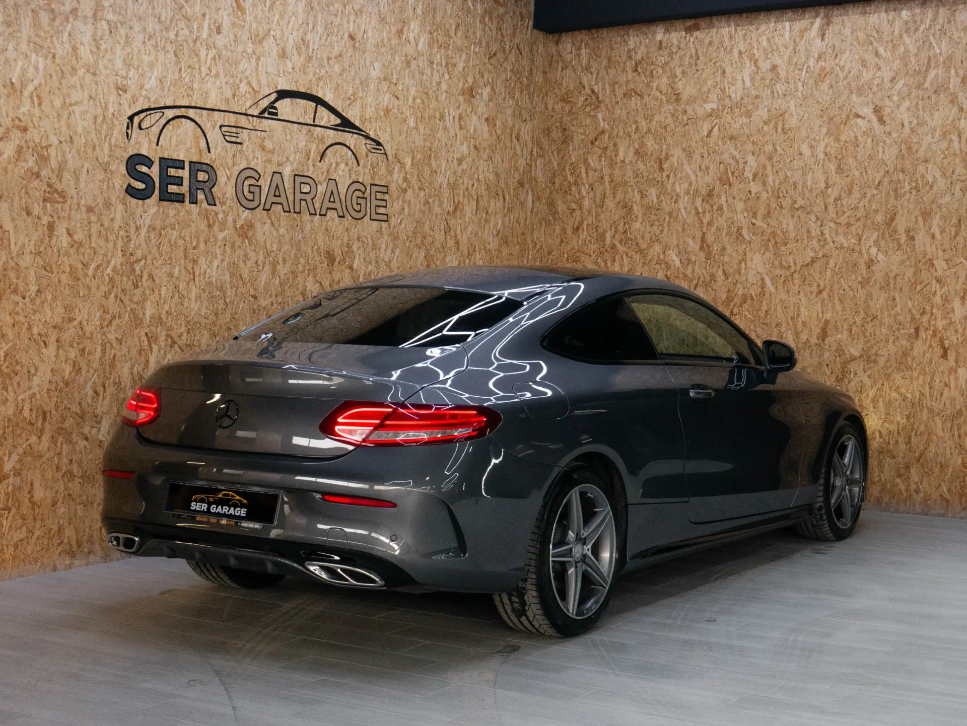 Mercedes-Benz C 220 c220d coupe 11