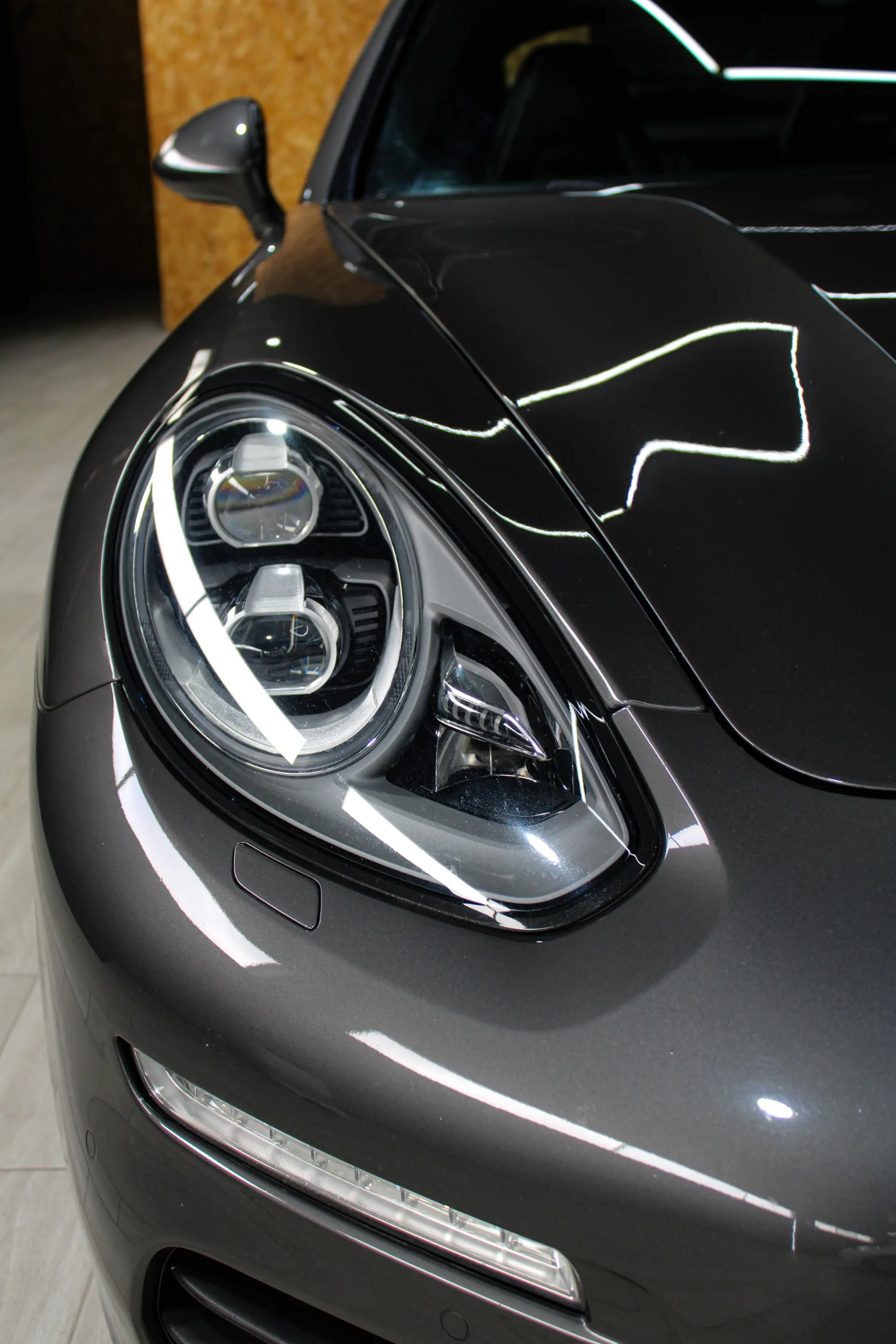 Porsche Panamera S Hybrid 38