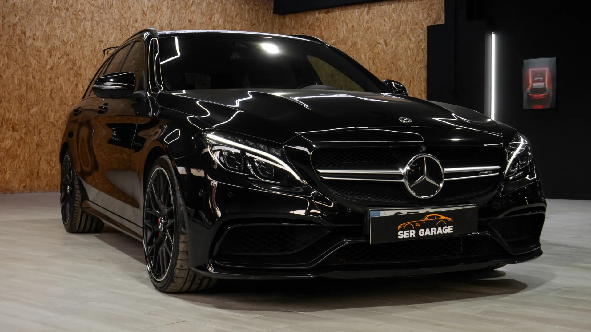 Mercedes-Benz C 63 AMG S 1