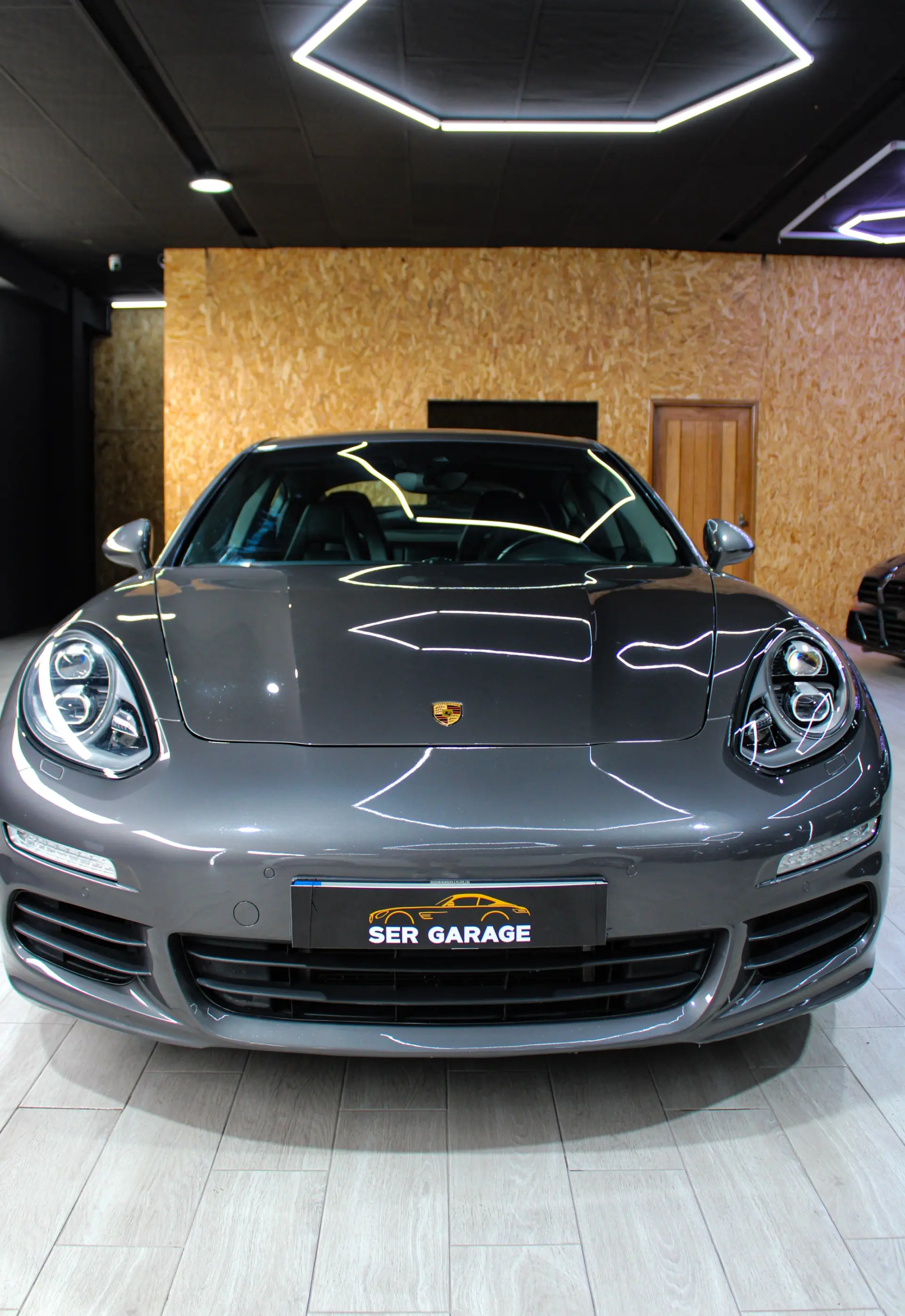 Porsche Panamera S Hybrid 42