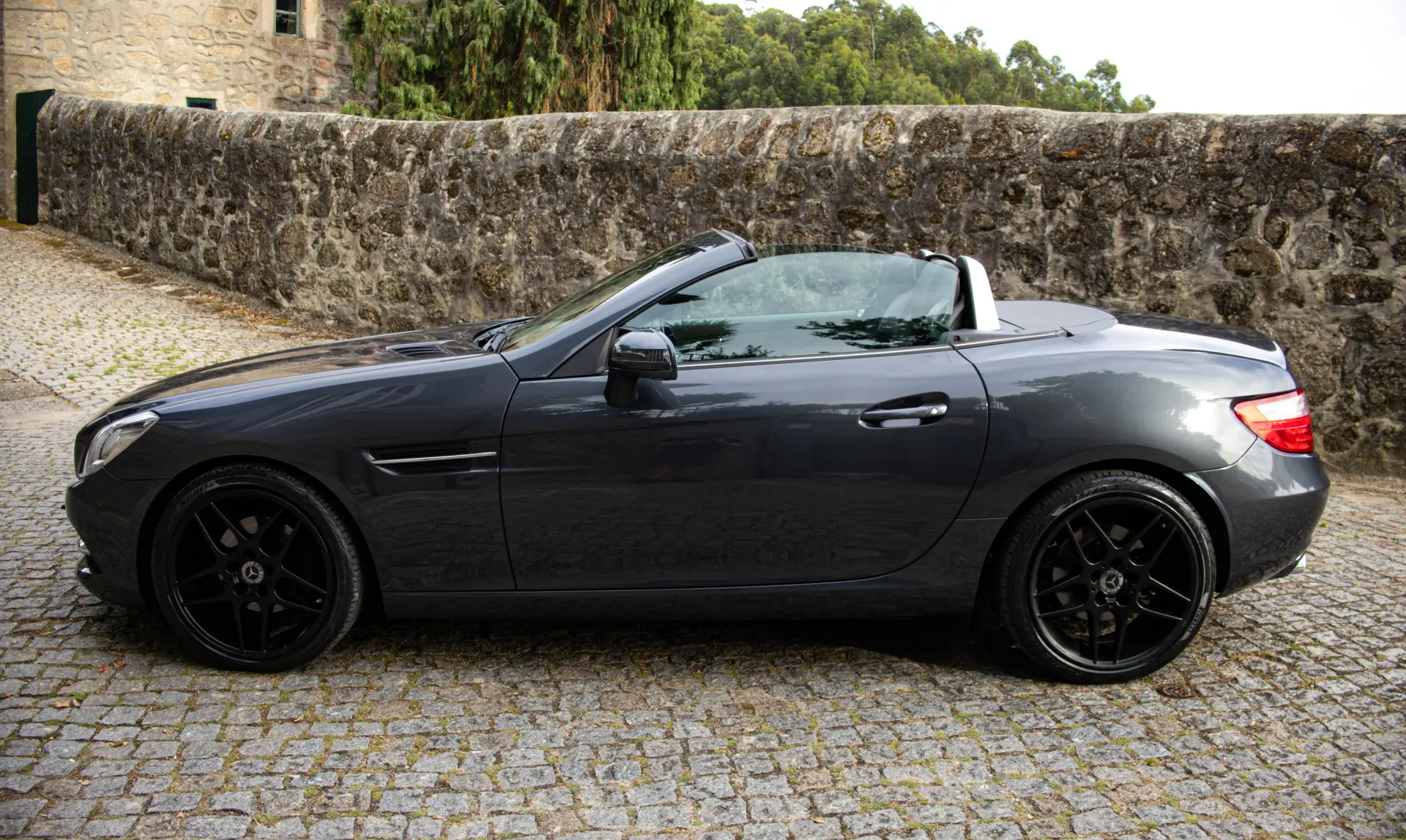 Mercedes-Benz SLK 200 Outro 22
