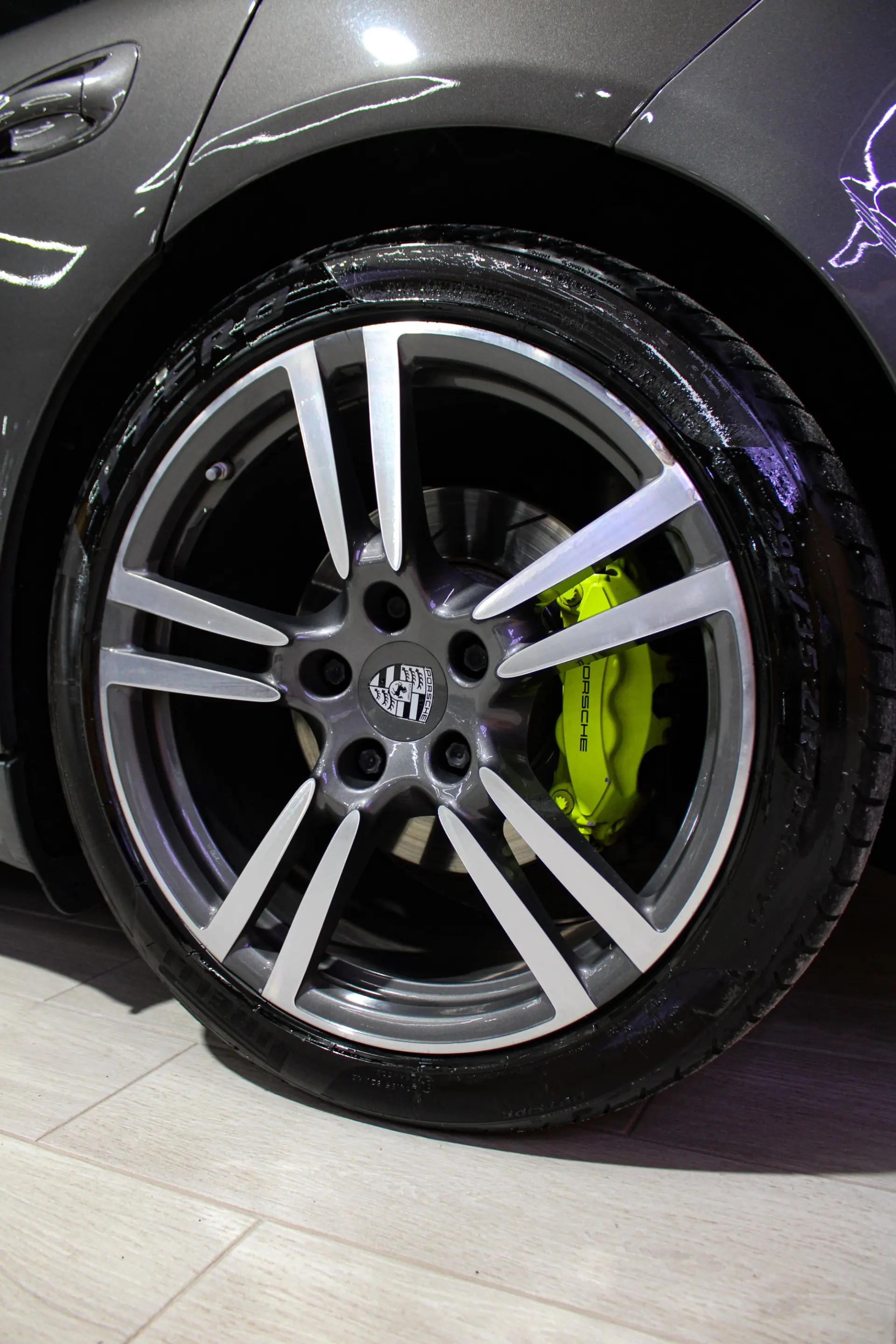 Porsche Panamera S Hybrid 25