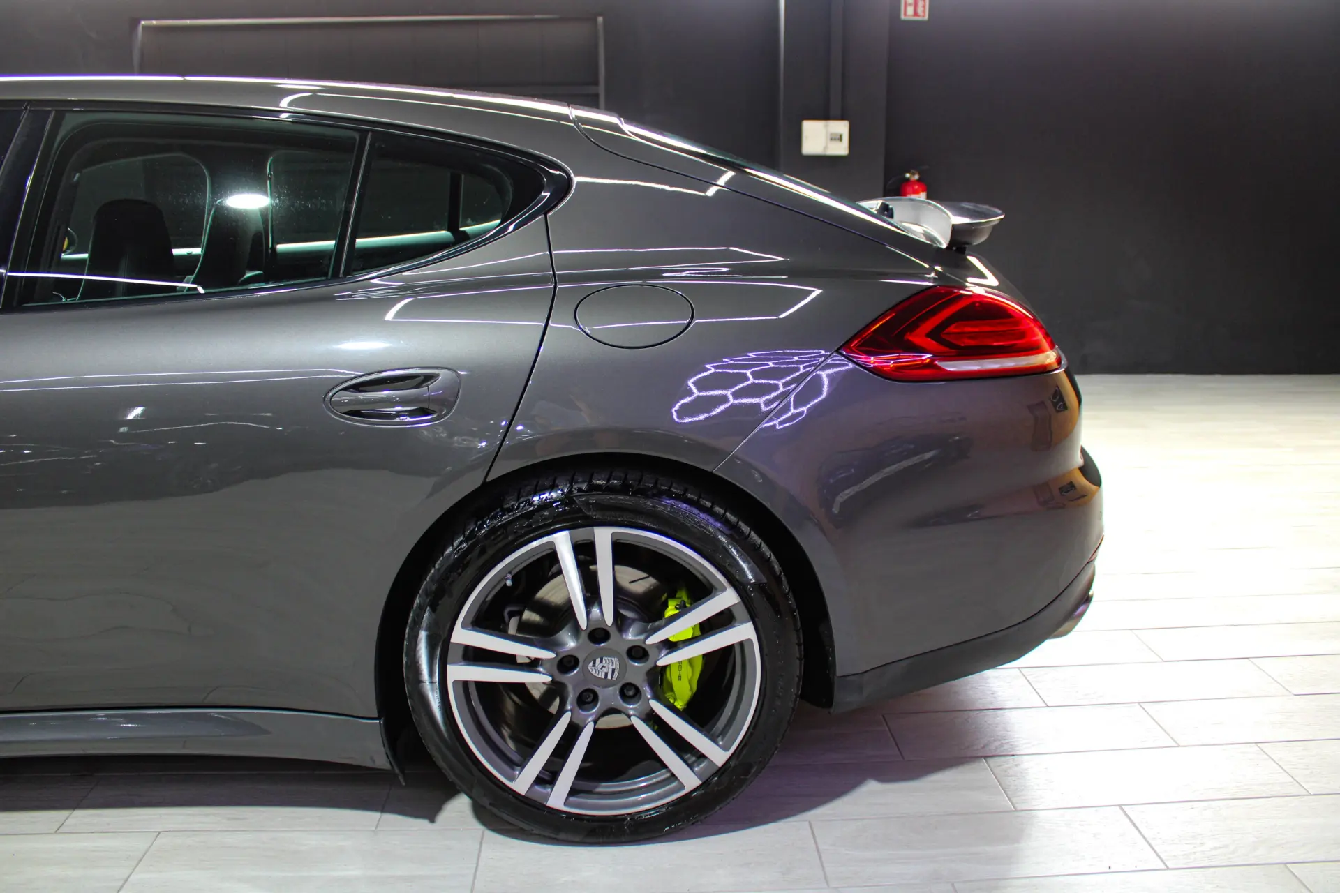 Porsche Panamera S Hybrid 15