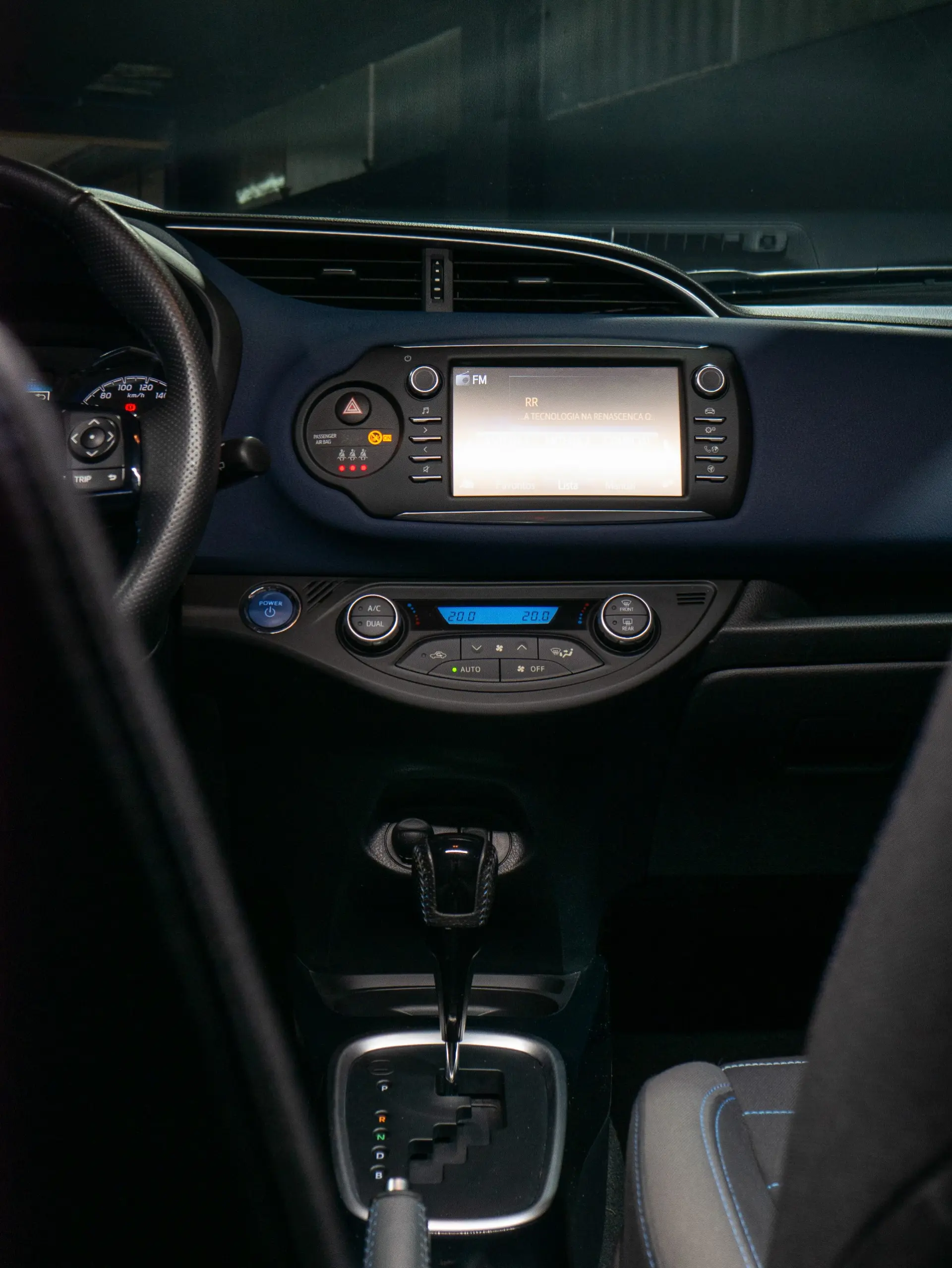 Toyota Yaris 1.5 HSD Square Collec.Blue 29