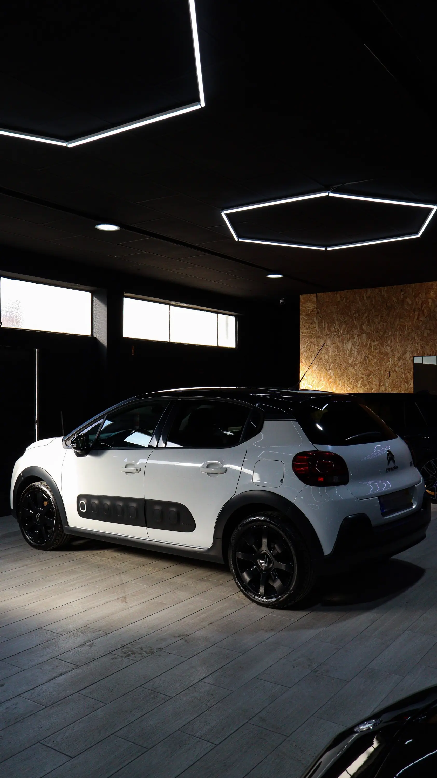 Citroen C3 1.2 PureTech Plus 9