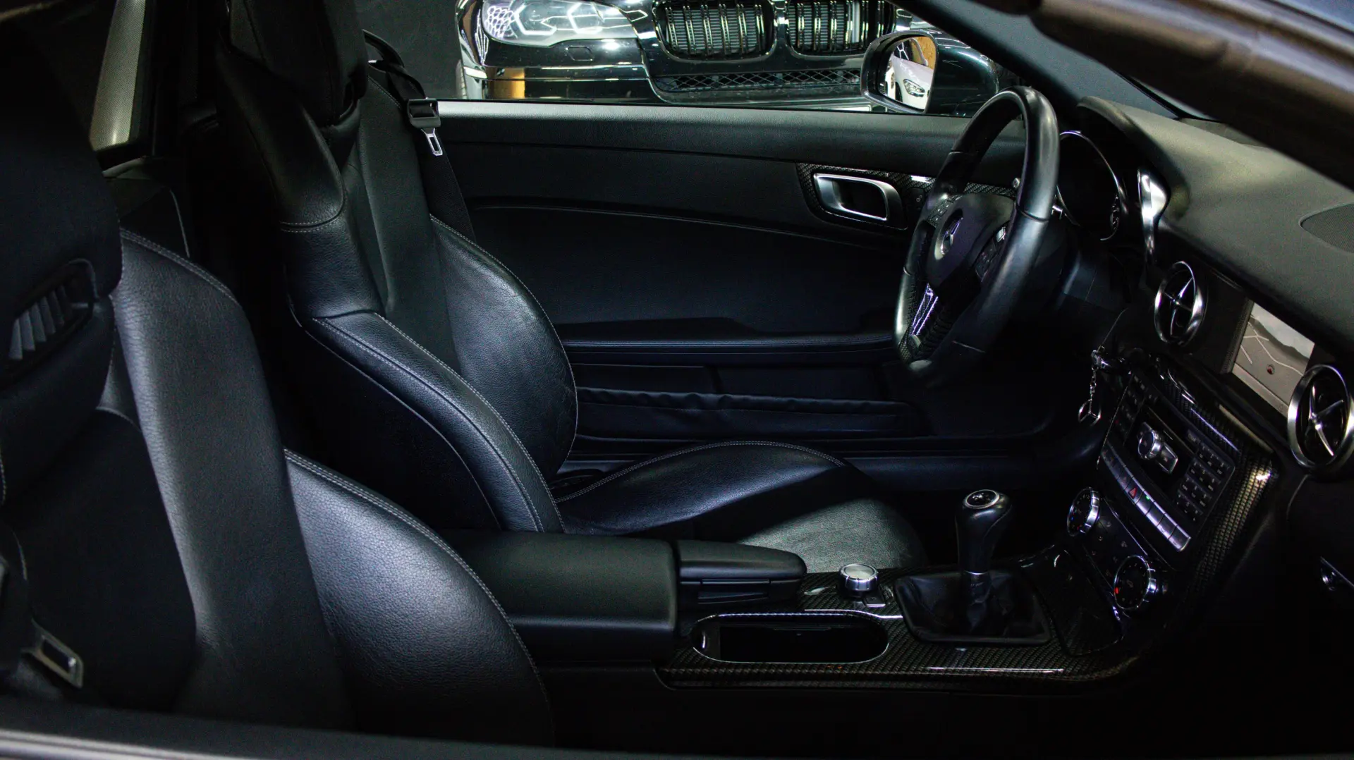 Mercedes-Benz SLK 200 Outro 17
