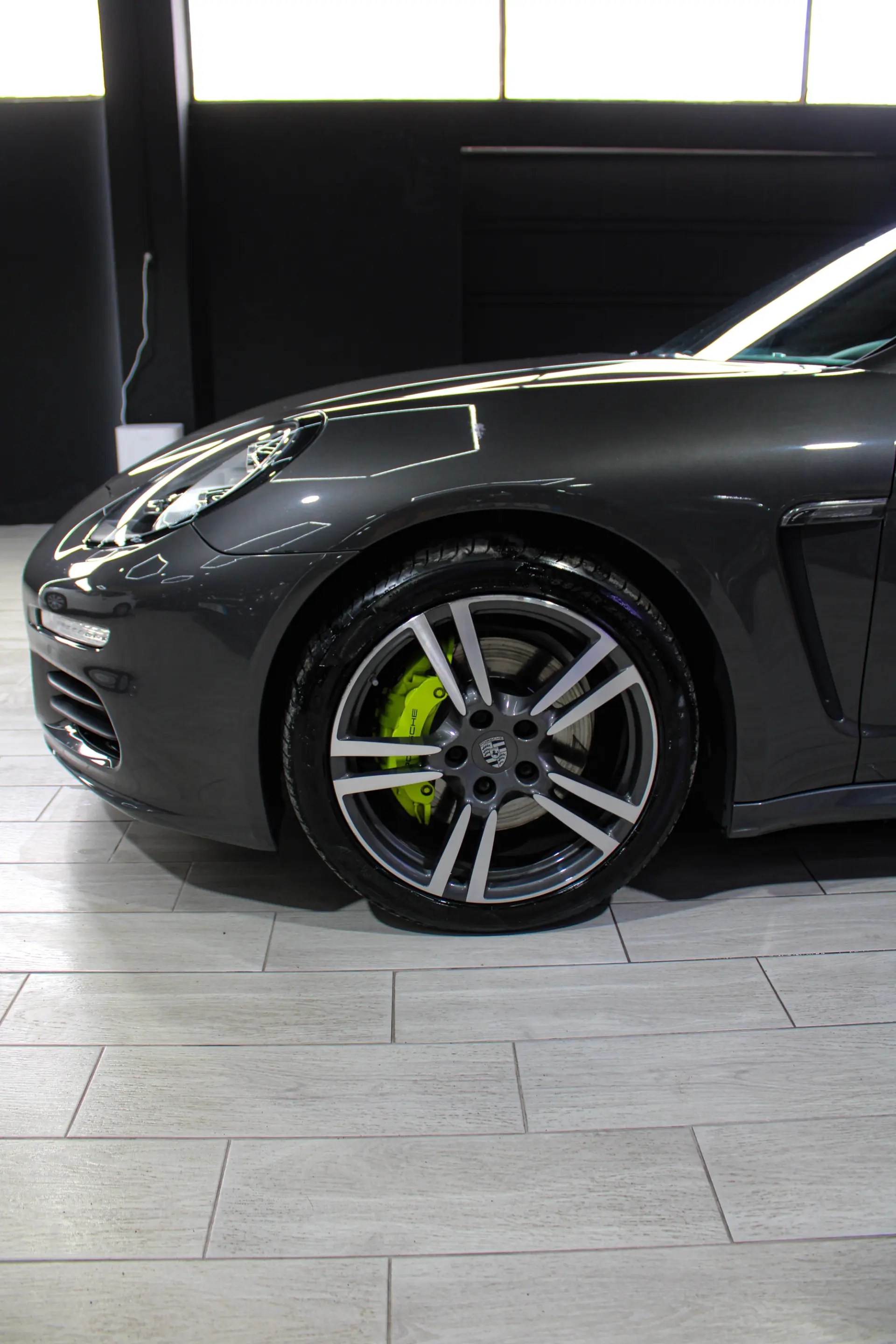Porsche Panamera S Hybrid 16