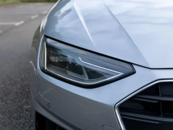 Audi A4 Avant 35 TDI S tronic 9