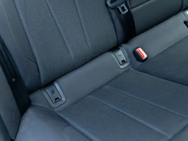 Audi A4 Avant 35 TDI S tronic 18