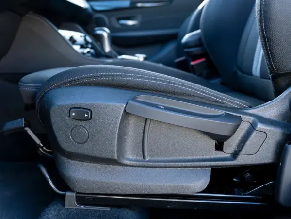 BMW 216 Gran Tourer d Aut. Sport Line 13