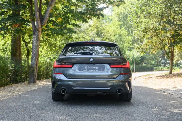 BMW 330 e Touring Pack M Auto 7
