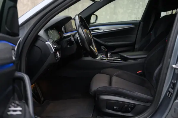 BMW 520 d Pack M Auto 14