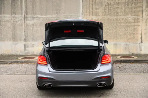 BMW 520 d Pack M Auto 40