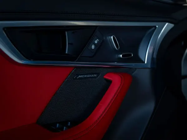 Jaguar F-Type 3.0 V6 S/C R-Dynamic Aut. 11