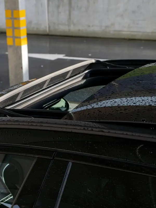 Mercedes-Benz C 300 e AMG Line 11