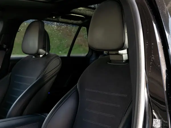 Mercedes-Benz C 300 e AMG Line 18