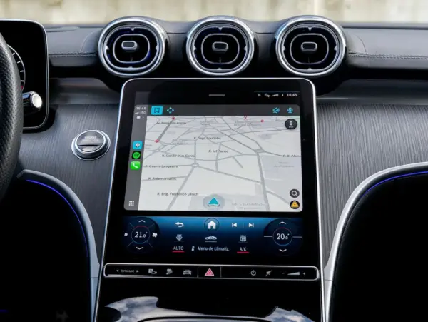 Mercedes-Benz C 300 e AMG Line 34