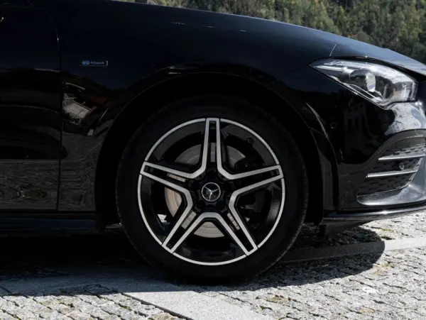 Mercedes-Benz CLA 250 11