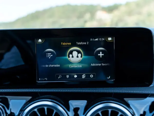 Mercedes-Benz CLA 250 26