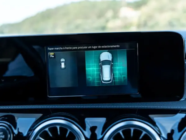 Mercedes-Benz CLA 250 29