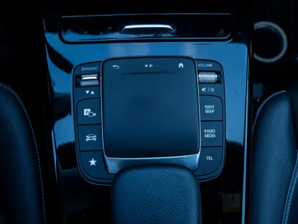 Mercedes-Benz CLA 250 30