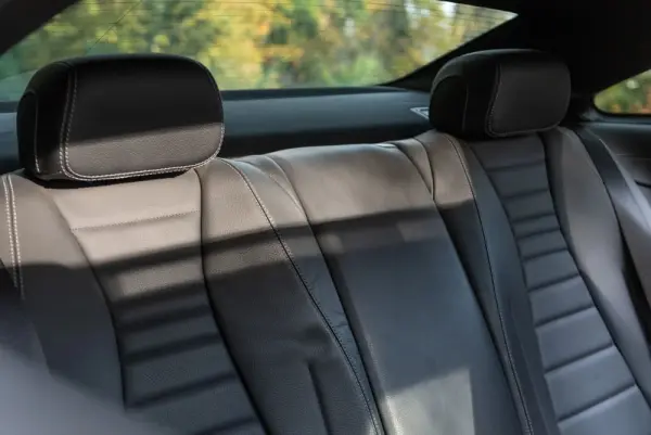 Mercedes-Benz E 220 d AMG Line Aut. 29