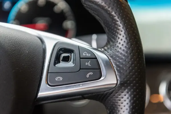 Mercedes-Benz E 220 d AMG Line Aut. 41