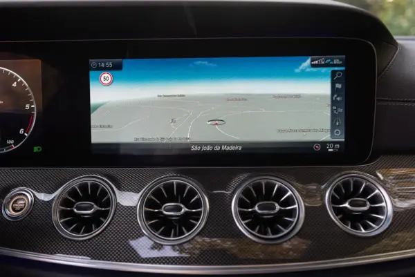 Mercedes-Benz E 220 d AMG Line Aut. 48