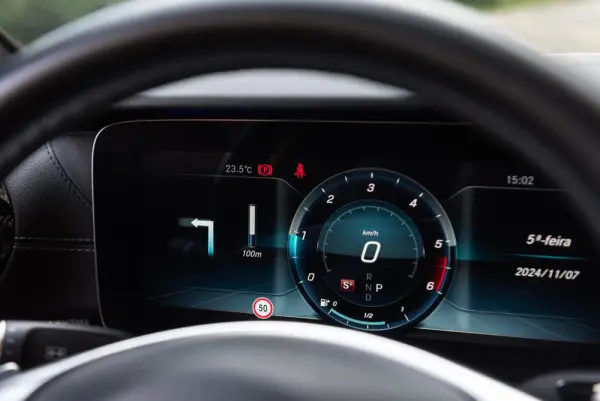 Mercedes-Benz E 220 d AMG Line Aut. 55