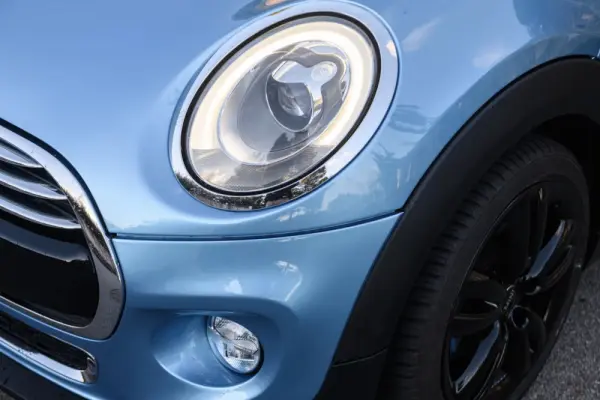 MINI 3 Portas Cooper D 10