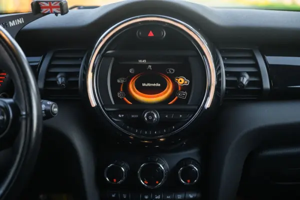 MINI 3 Portas Cooper D 32