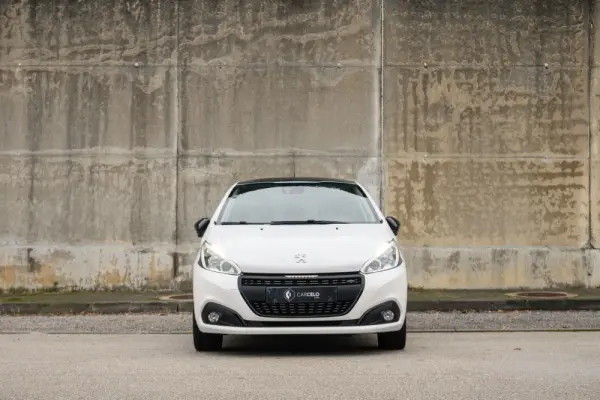 Peugeot 208 1.2 PureTech GT Line 3