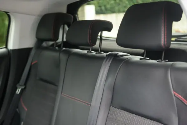 Peugeot 208 1.2 PureTech GT Line 21