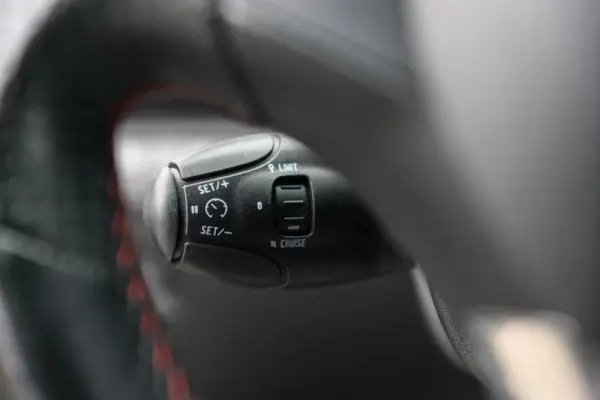 Peugeot 208 1.2 PureTech GT Line 34