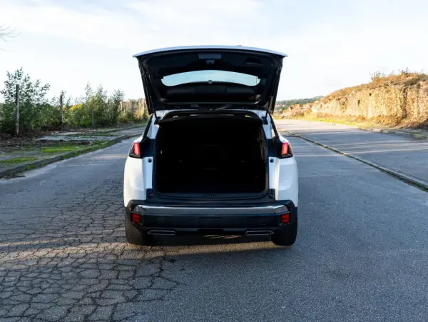 Peugeot 3008 1.2 PureTech GT Line EAT6 32