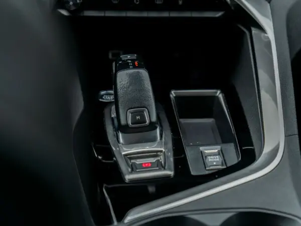 Peugeot 5008 1.5 BlueHDi Allure EAT8 14