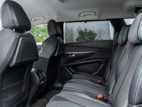 Peugeot 5008 1.5 BlueHDi Allure EAT8 22