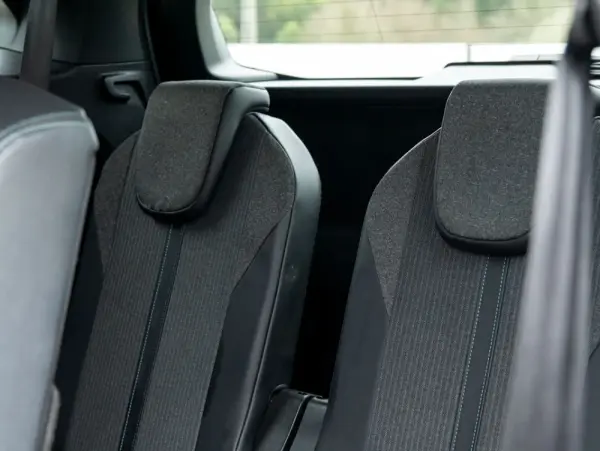 Peugeot 5008 1.5 BlueHDi Allure EAT8 28