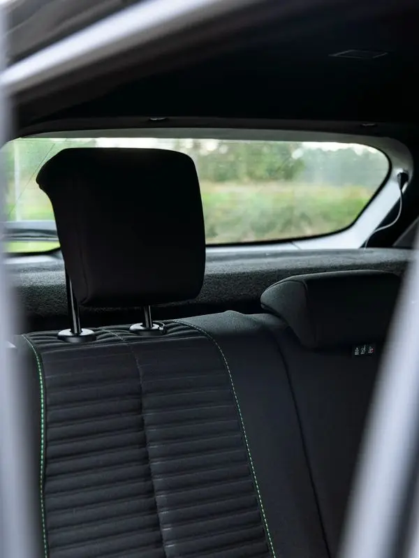 Peugeot e-2008 54 kWh Active 10