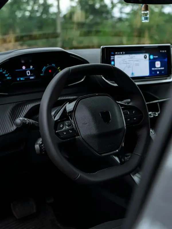 Peugeot e-2008 54 kWh Active 16