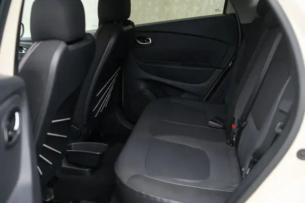 Renault Captur 1.5 dCi Exclusive 12