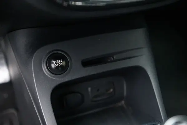 Renault Captur 1.5 dCi Exclusive 19