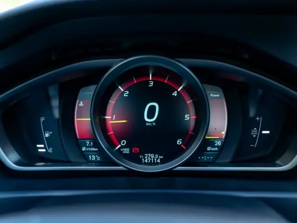 Volvo V40 1.6 D2 Kinetic 12