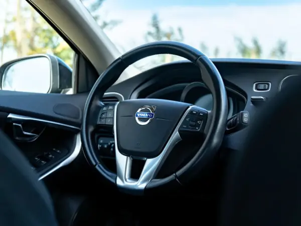Volvo V40 1.6 D2 Kinetic 13